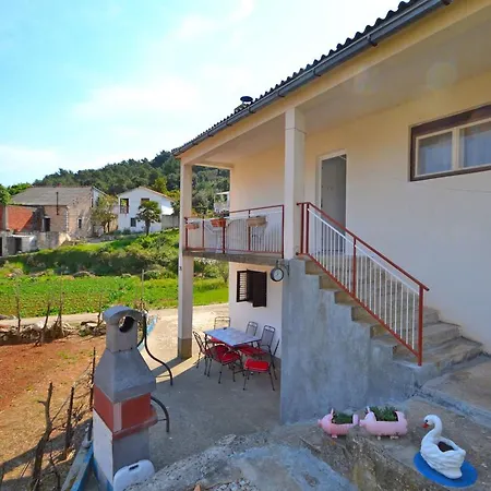 Ferienhaus Holiday Ena Mali Iž