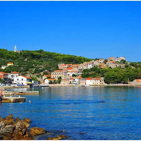 Holiday Ena * Mali Iž